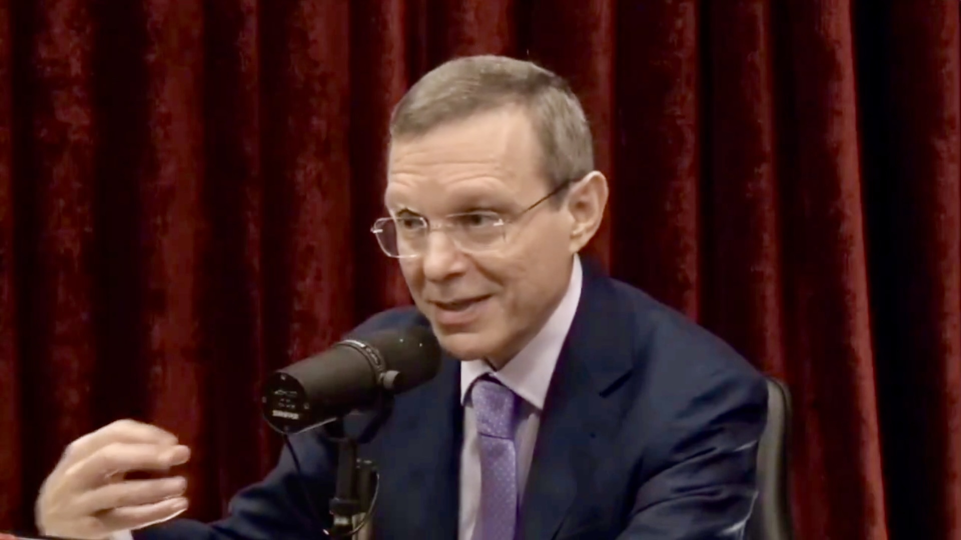 Avi Loeb Slams NASA's 'Terrestrial Stupidity' Over Hidden 3I/ATLAS Images