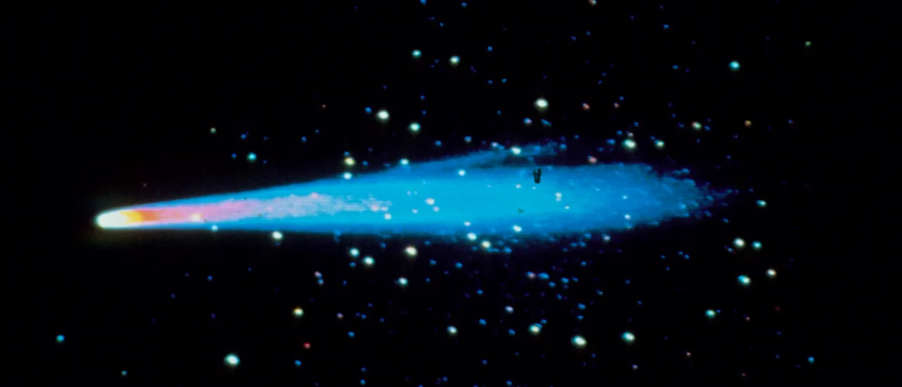 NASA Activates Earth Defense Group Over Concerns Of Manhattan-Sized Comet With Possible Alien Technology